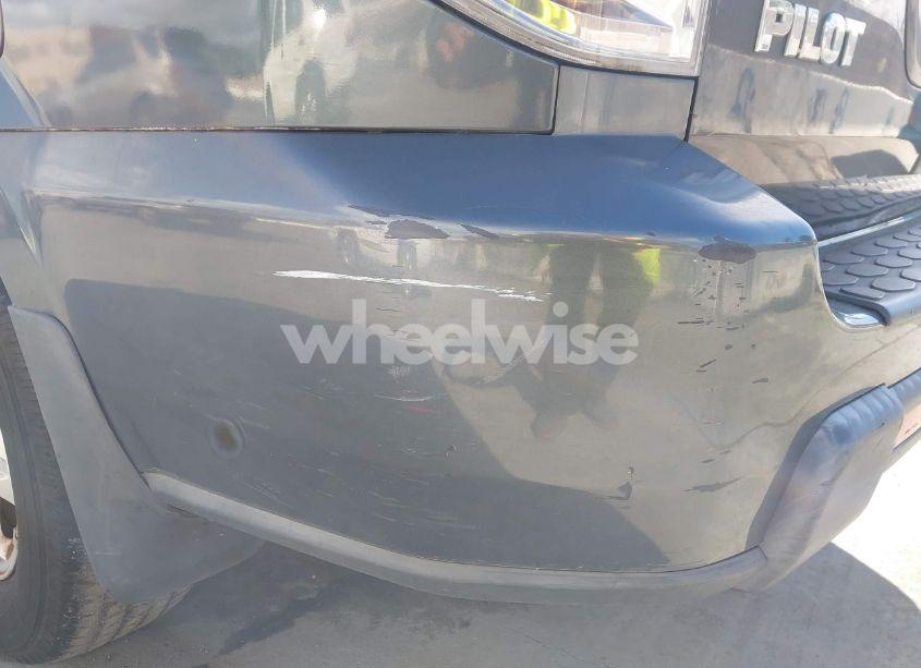 Photo 12 of 2006 Honda Pilot LX (VIN 2HKYF181X6H547888)