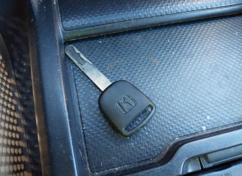 Photo 11 of 2003 Honda Pilot EX (VIN 2HKYF18403H589721)