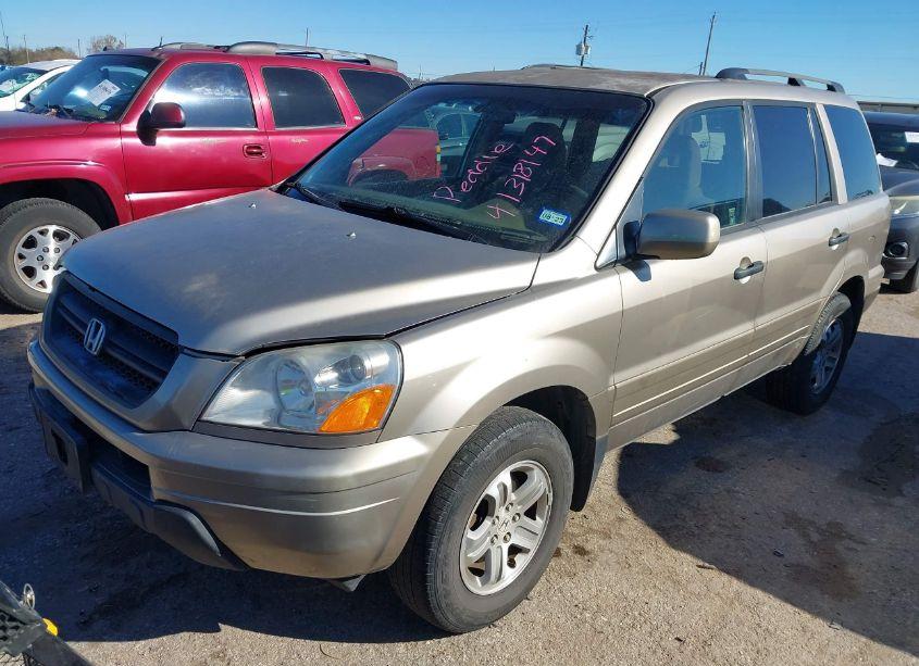 Photo 2 of 2003 Honda Pilot EX (VIN 2HKYF18403H589721)