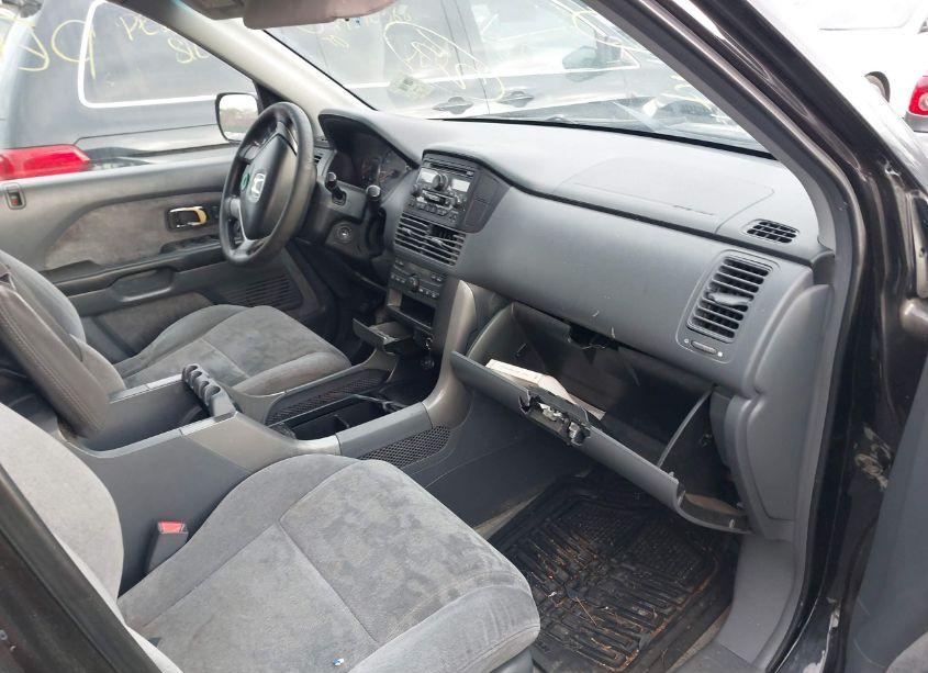 Photo 5 of 2003 Honda Pilot EX (VIN 2HKYF18403H611037)