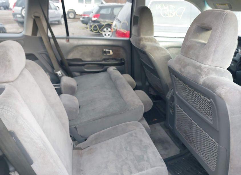 Photo 8 of 2003 Honda Pilot EX (VIN 2HKYF18403H611037)