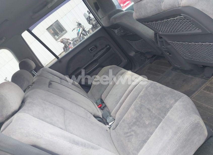 Photo 8 of 2004 Honda Pilot EX (VIN 2HKYF18404H501915)