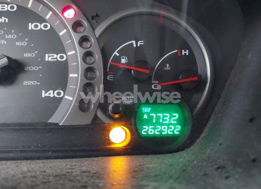 Photo 7 of 2004 Honda Pilot EX (VIN 2HKYF18414H528458)