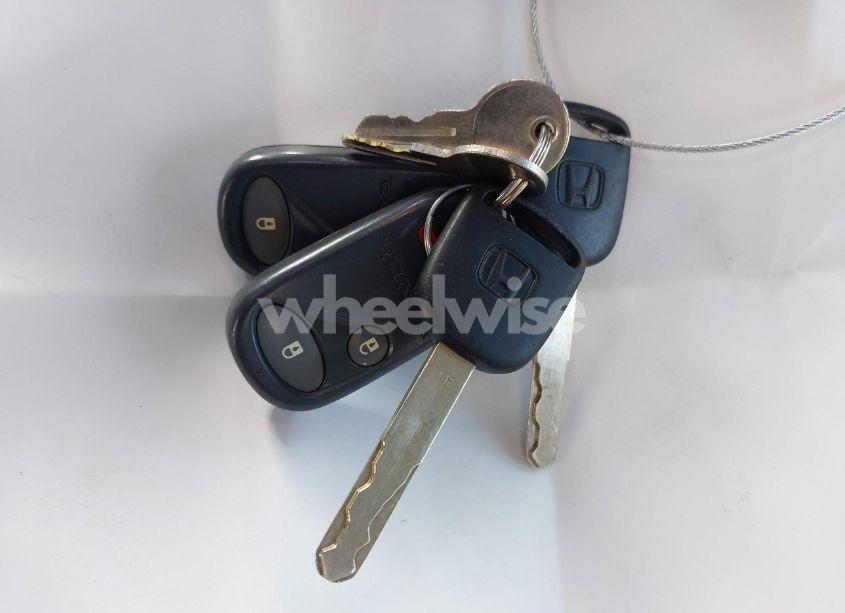 Photo 11 of 2004 Honda Pilot EX (VIN 2HKYF18414H589485)