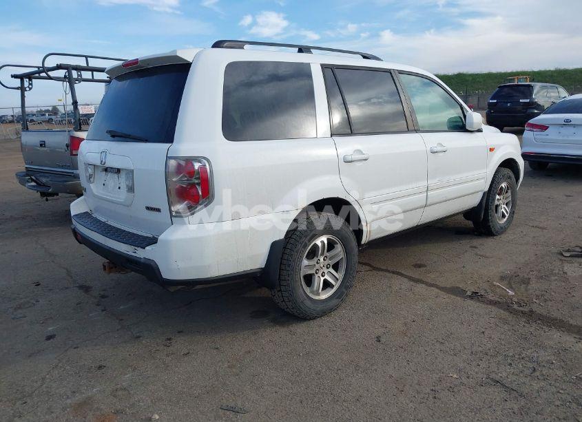 Photo 4 of 2006 Honda Pilot EX (VIN 2HKYF18416H528186)