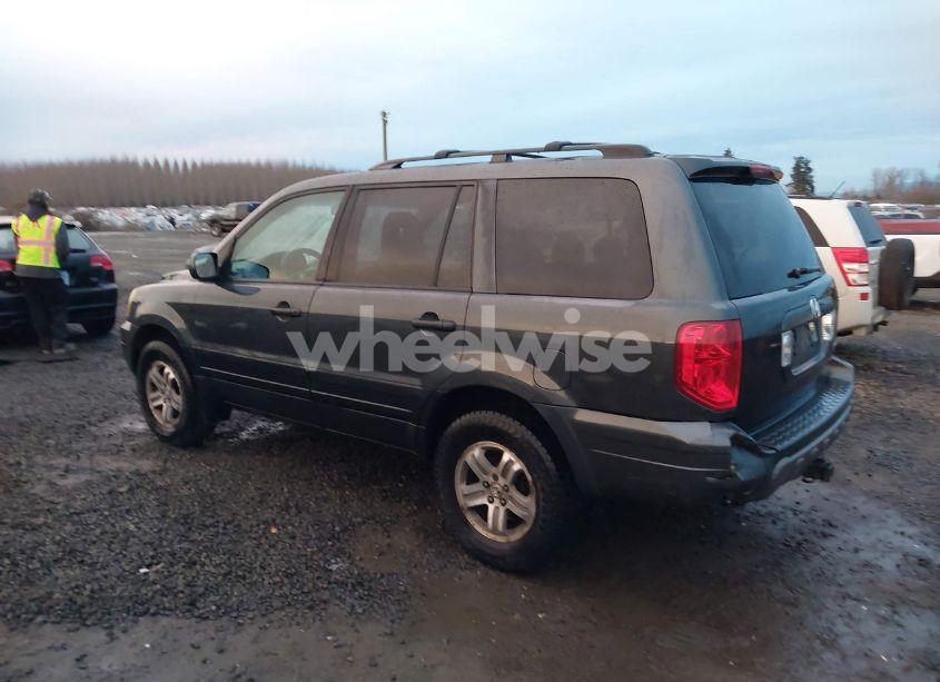 Photo 3 of 2003 Honda Pilot EX (VIN 2HKYF18423H557806)