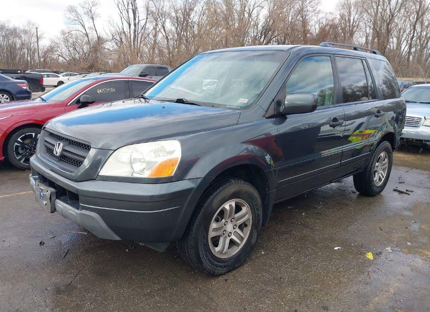 Photo 2 of 2004 Honda Pilot EX (VIN 2HKYF18424H602700)