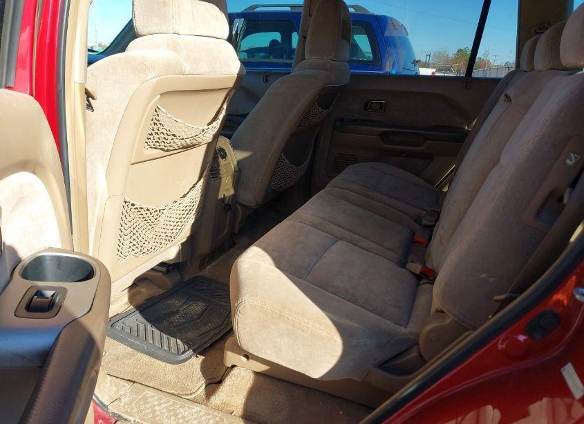 Photo 8 of 2004 Honda Pilot EX (VIN 2HKYF18424H610859)