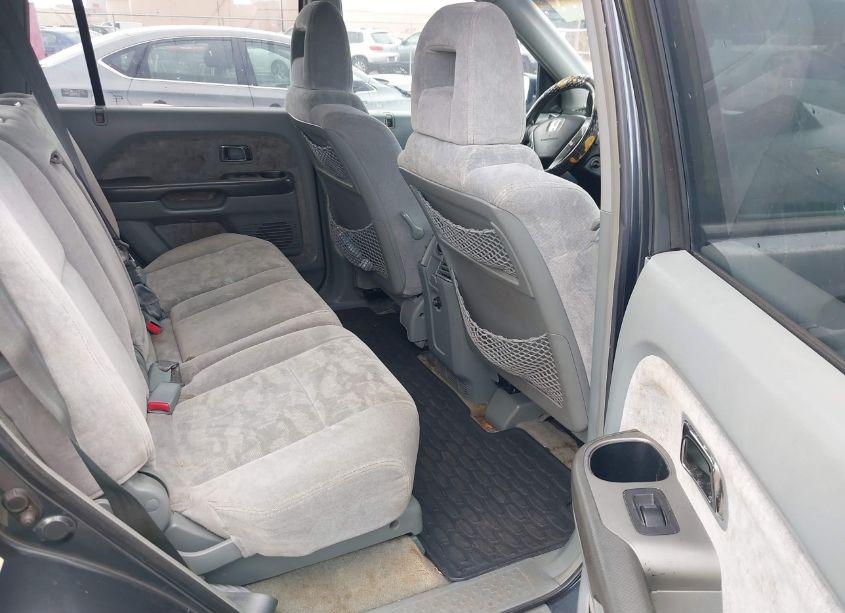 Photo 8 of 2005 Honda Pilot EX (VIN 2HKYF18425H552382)