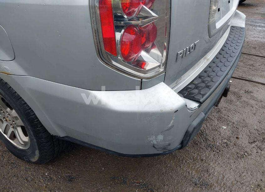 Photo 21 of 2006 Honda Pilot EX (VIN 2HKYF18426H553632)