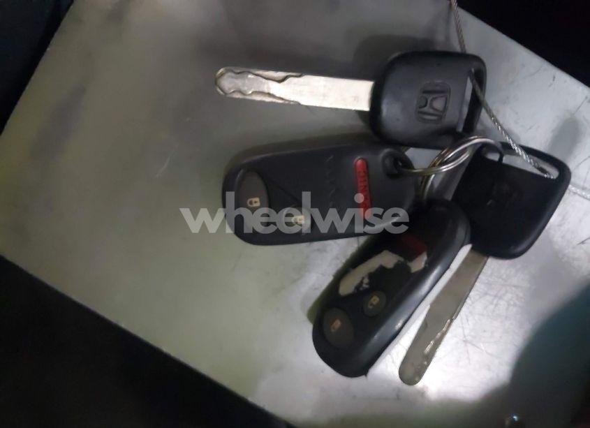 Photo 11 of 2004 Honda Pilot EX (VIN 2HKYF18434H503514)