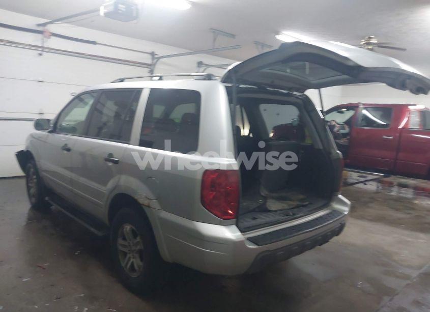 Photo 3 of 2004 Honda Pilot EX (VIN 2HKYF18434H503514)