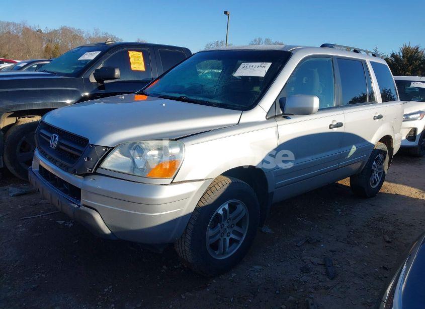 Photo 2 of 2004 Honda Pilot EX (VIN 2HKYF18434H546623)
