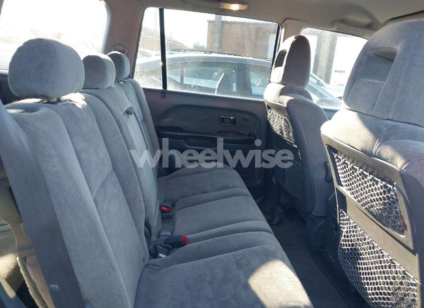 Photo 8 of 2004 Honda Pilot EX (VIN 2HKYF18434H546623)