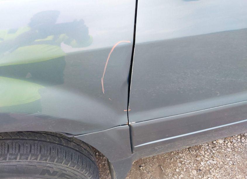 Photo 13 of 2005 Honda Pilot EX (VIN 2HKYF18435H505121)