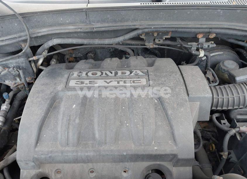 Photo 10 of 2005 Honda Pilot EX (VIN 2HKYF18435H522159)