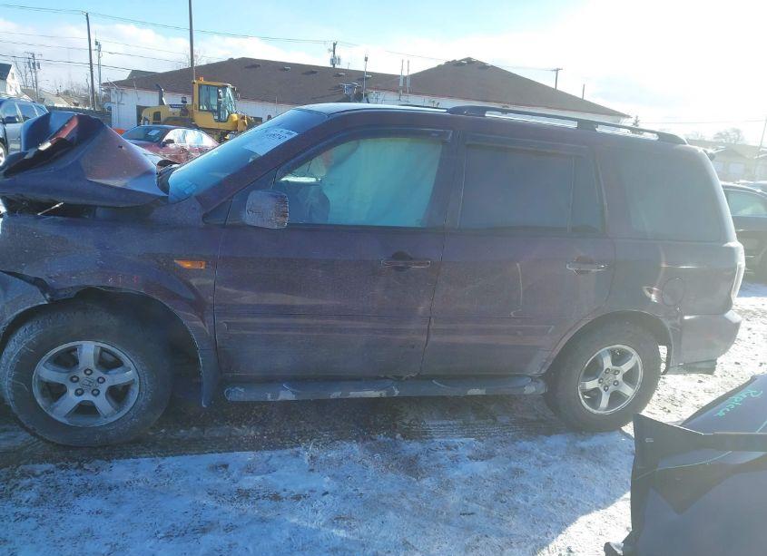 Photo 14 of 2007 Honda Pilot EX (VIN 2HKYF18437H503792)