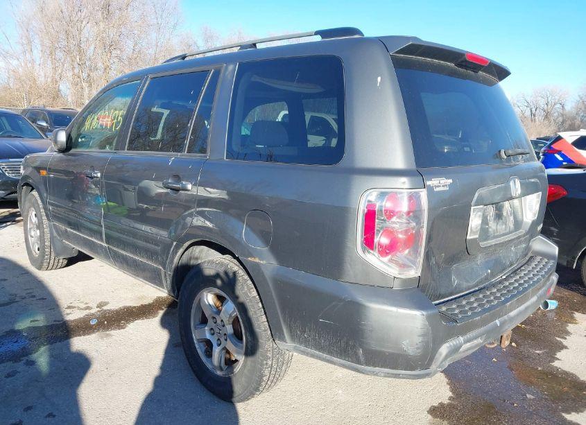 Photo 3 of 2007 Honda Pilot EX (VIN 2HKYF18437H516901)