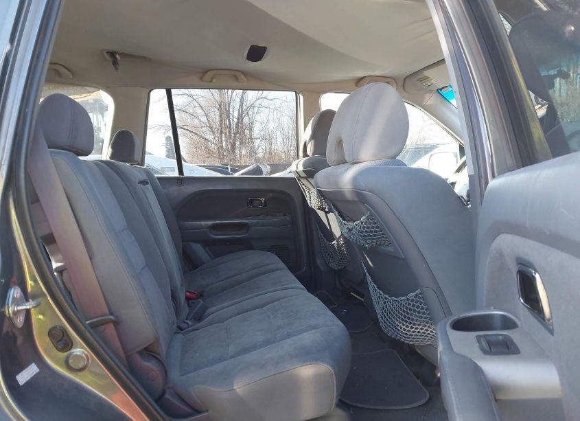 Photo 8 of 2007 Honda Pilot EX (VIN 2HKYF18437H516901)