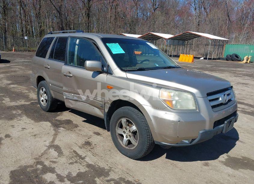 2006 Honda Pilot EX (VIN 2HKYF18446H516081) main photo