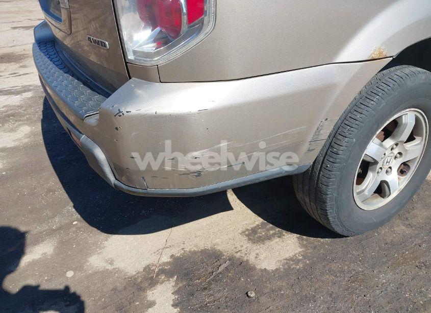 Photo 15 of 2006 Honda Pilot EX (VIN 2HKYF18446H516081)