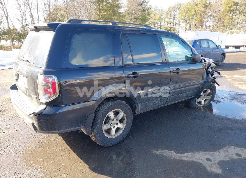 Photo 4 of 2007 Honda Pilot EX (VIN 2HKYF18447H519922)