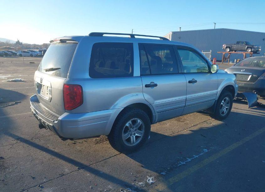 Photo 4 of 2004 Honda Pilot EX (VIN 2HKYF18454H527331)