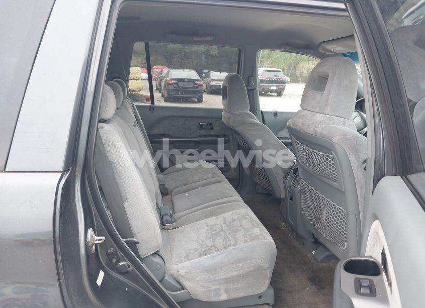 Photo 8 of 2004 Honda Pilot EX (VIN 2HKYF18454H558739)