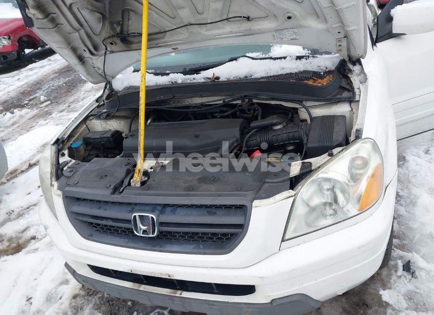 Photo 10 of 2004 Honda Pilot EX (VIN 2HKYF18454H611505)