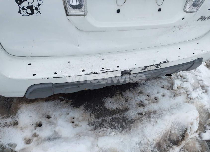 Photo 12 of 2004 Honda Pilot EX (VIN 2HKYF18454H611505)