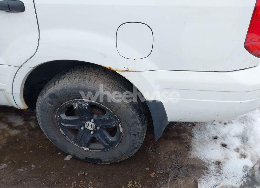 Photo 13 of 2004 Honda Pilot EX (VIN 2HKYF18454H611505)