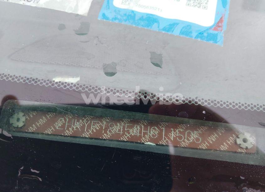 Photo 9 of 2004 Honda Pilot EX (VIN 2HKYF18454H611505)