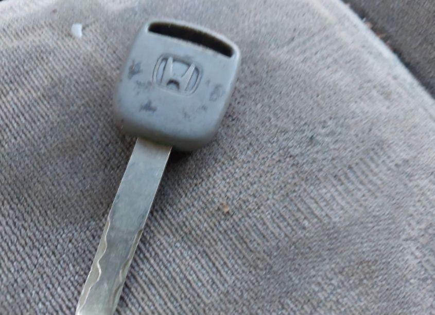 Photo 11 of 2005 Honda Pilot EX (VIN 2HKYF18455H526939)