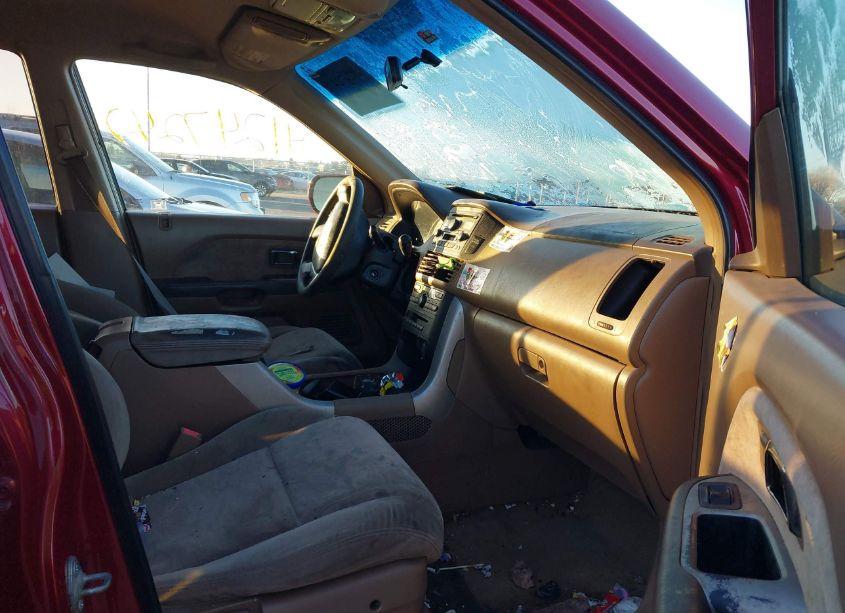 Photo 5 of 2005 Honda Pilot EX (VIN 2HKYF18455H526939)