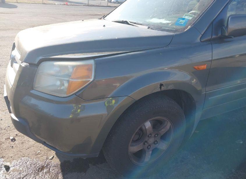 Photo 15 of 2006 Honda Pilot EX (VIN 2HKYF18456H500097)