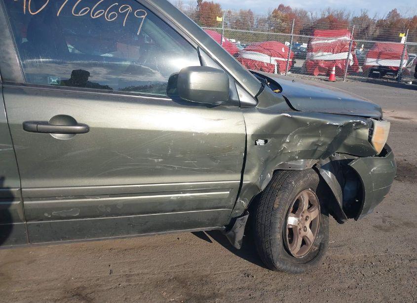 Photo 6 of 2006 Honda Pilot EX (VIN 2HKYF18456H500097)