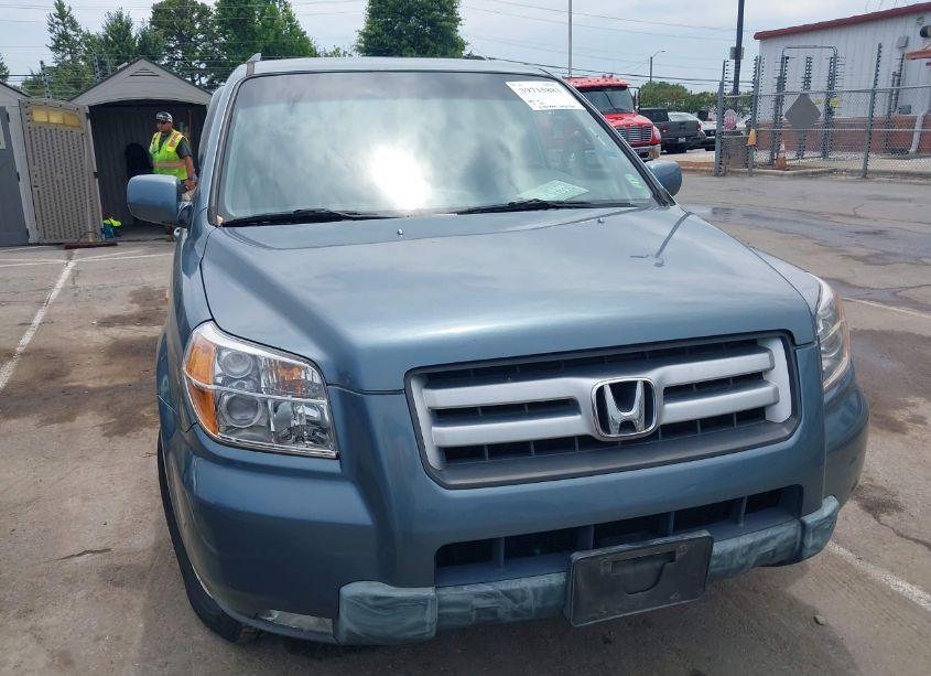 Photo 6 of 2007 Honda Pilot EX (VIN 2HKYF18457H534011)