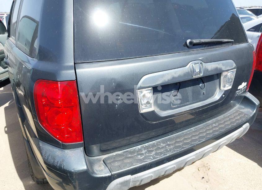 Photo 12 of 2004 Honda Pilot EX (VIN 2HKYF18464H546664)