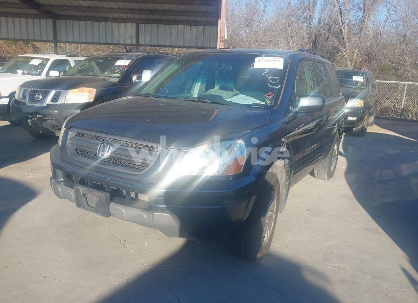 Photo 2 of 2004 Honda Pilot EX (VIN 2HKYF18464H597324)