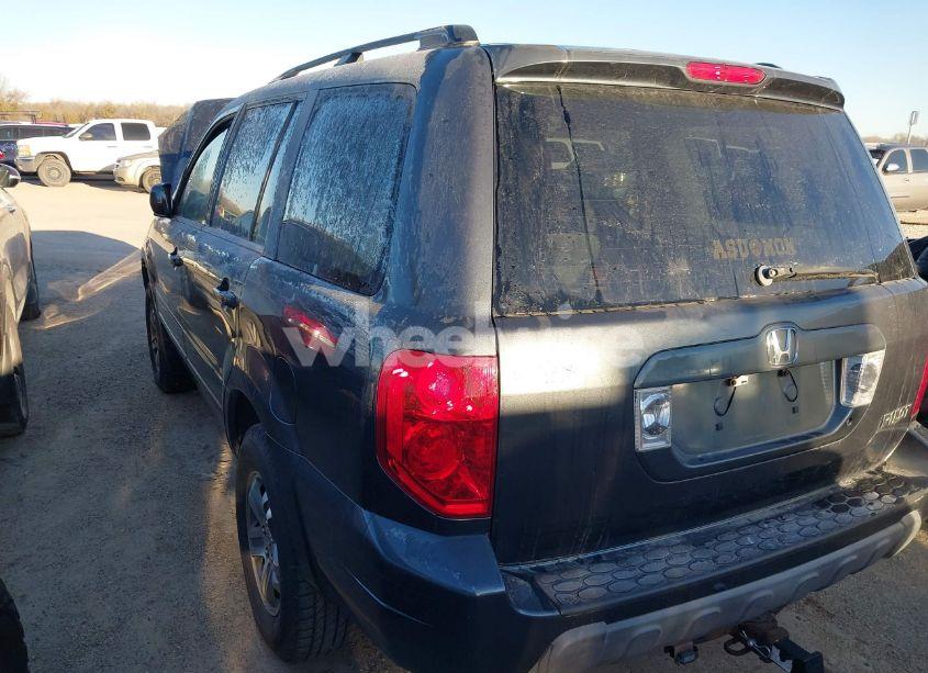 Photo 3 of 2004 Honda Pilot EX (VIN 2HKYF18464H597324)