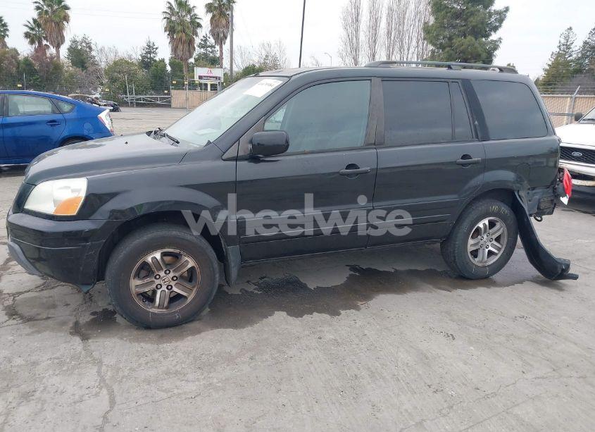Photo 2 of 2005 Honda Pilot EX (VIN 2HKYF18465H531082)