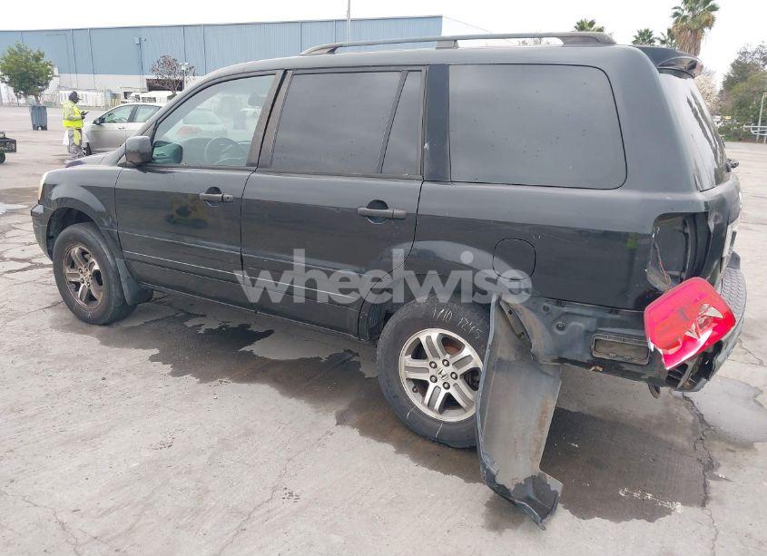 Photo 3 of 2005 Honda Pilot EX (VIN 2HKYF18465H531082)