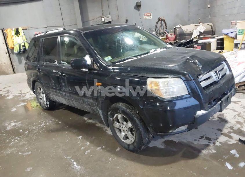 2006 Honda Pilot EX (VIN 2HKYF18466H501517) main photo