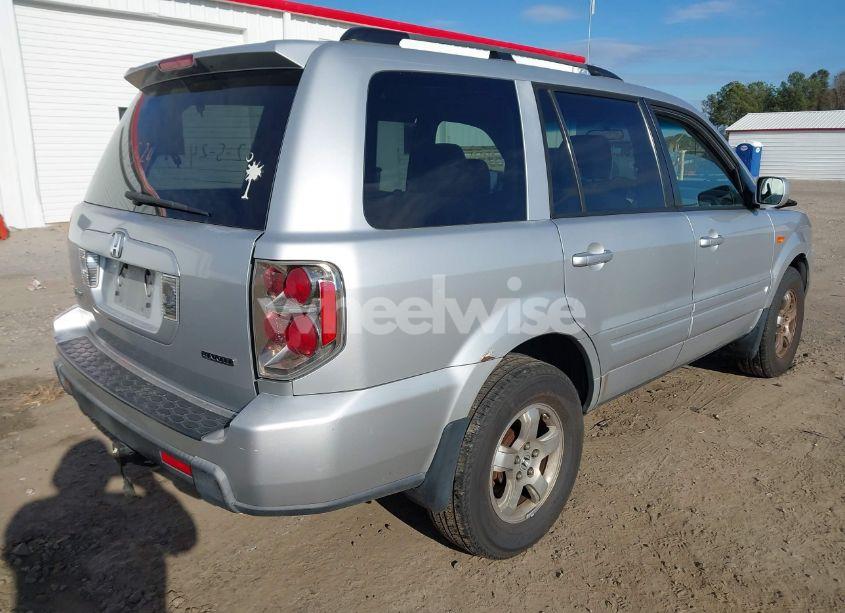 Photo 4 of 2006 Honda Pilot EX (VIN 2HKYF18466H527633)