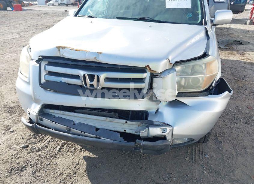 Photo 6 of 2006 Honda Pilot EX (VIN 2HKYF18466H527633)