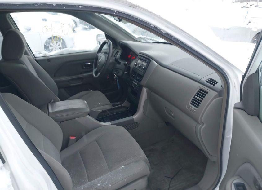 Photo 5 of 2006 Honda Pilot EX (VIN 2HKYF18466H537031)