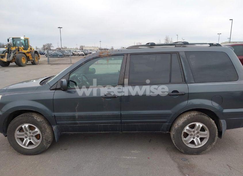Photo 14 of 2003 Honda Pilot EX (VIN 2HKYF18473H589232)