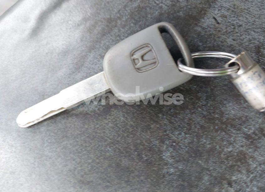 Photo 11 of 2004 Honda Pilot EX (VIN 2HKYF18474H604264)