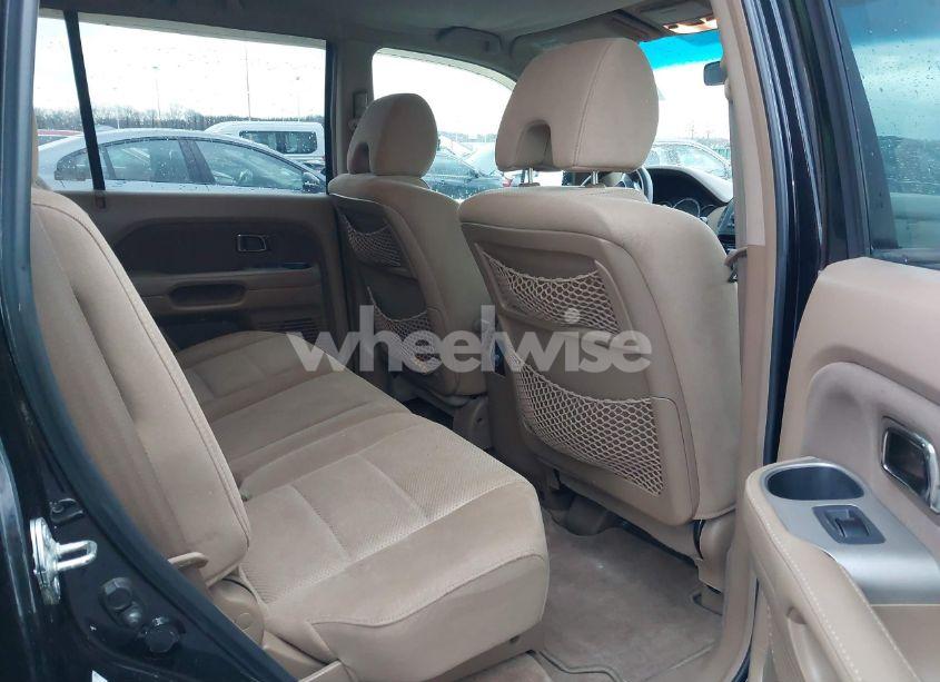 Photo 8 of 2006 Honda Pilot EX (VIN 2HKYF18476H504328)