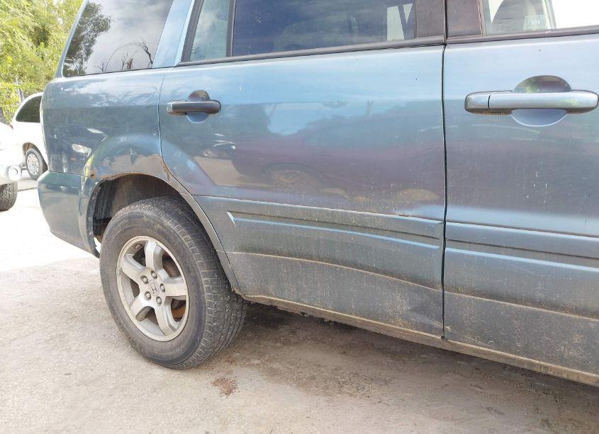 Photo 6 of 2007 Honda Pilot EX (VIN 2HKYF18477H503858)